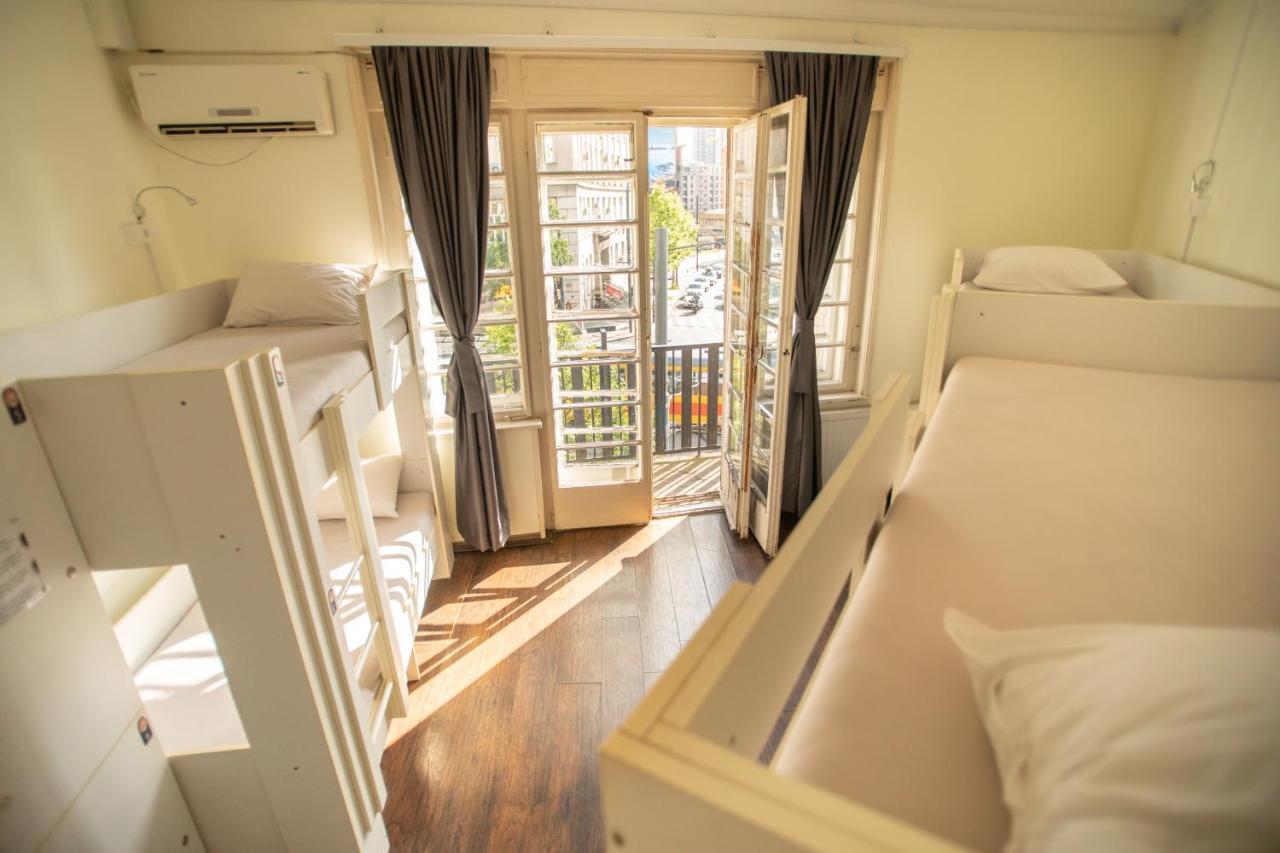 All In Hostel Βελιγράδι Εξωτερικό φωτογραφία