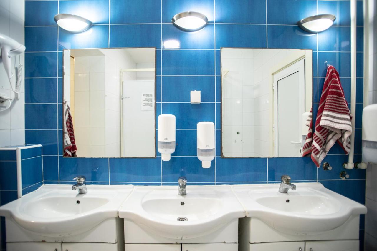 All In Hostel Βελιγράδι Εξωτερικό φωτογραφία